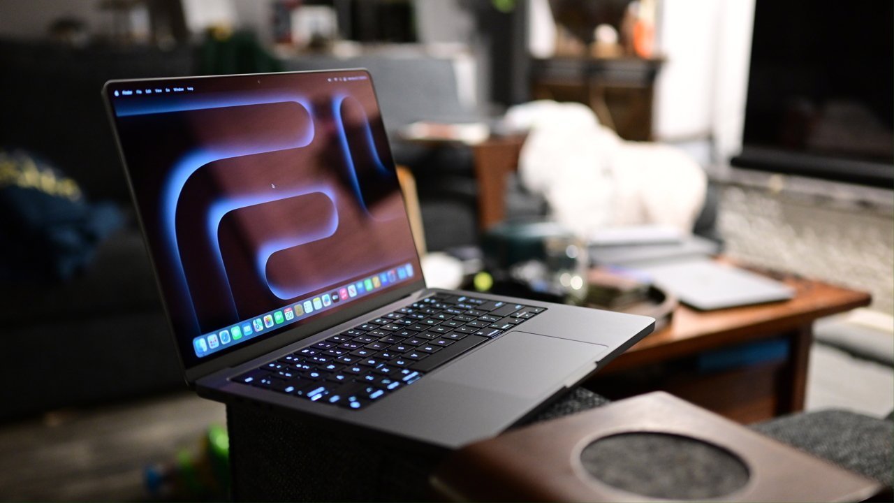 Apple 测试了 M3 Ultra MacBook Pro，早期的 iOS 18 代码泄露